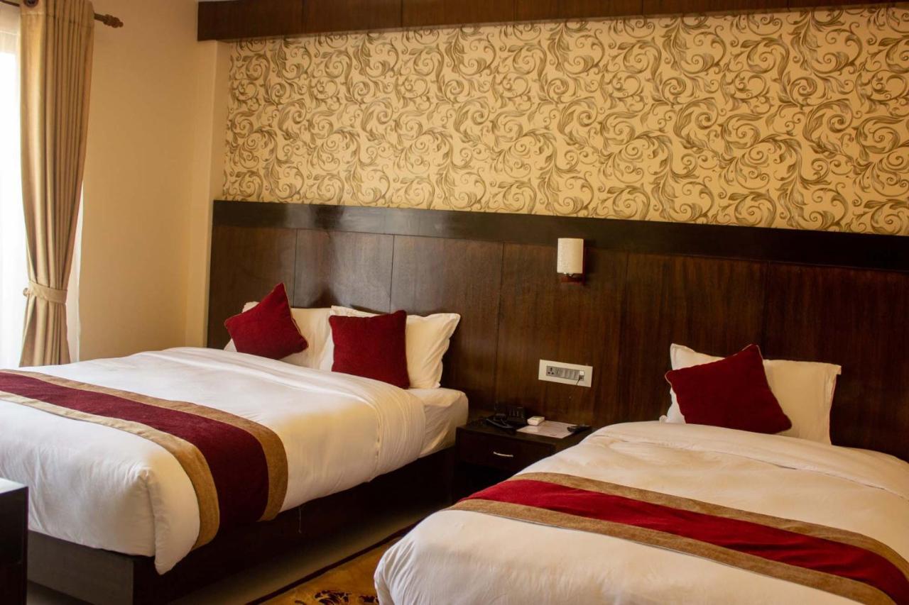 Hotel Silverline Ποκάρα Εξωτερικό φωτογραφία