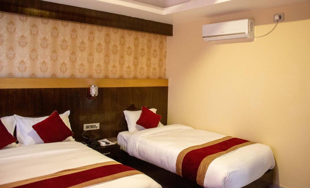 Hotel Silverline Ποκάρα Εξωτερικό φωτογραφία