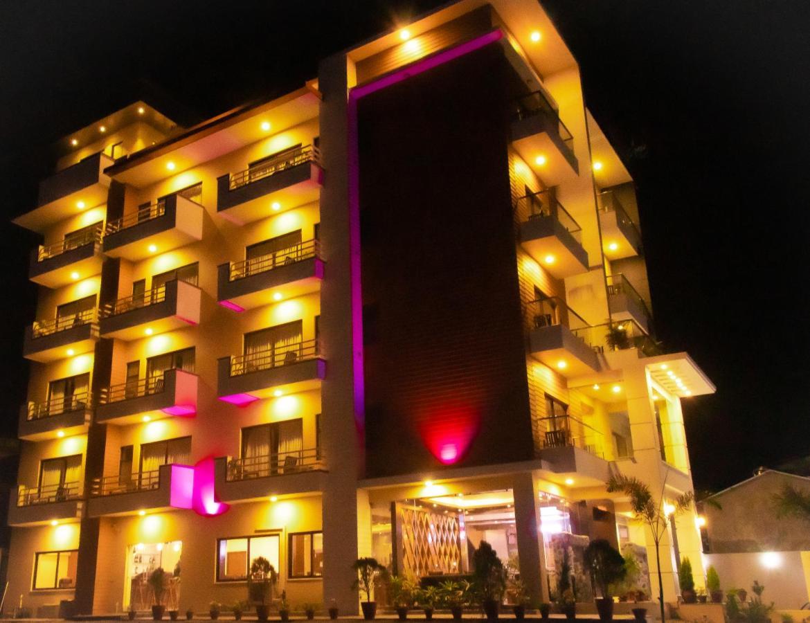 Hotel Silverline Ποκάρα Εξωτερικό φωτογραφία